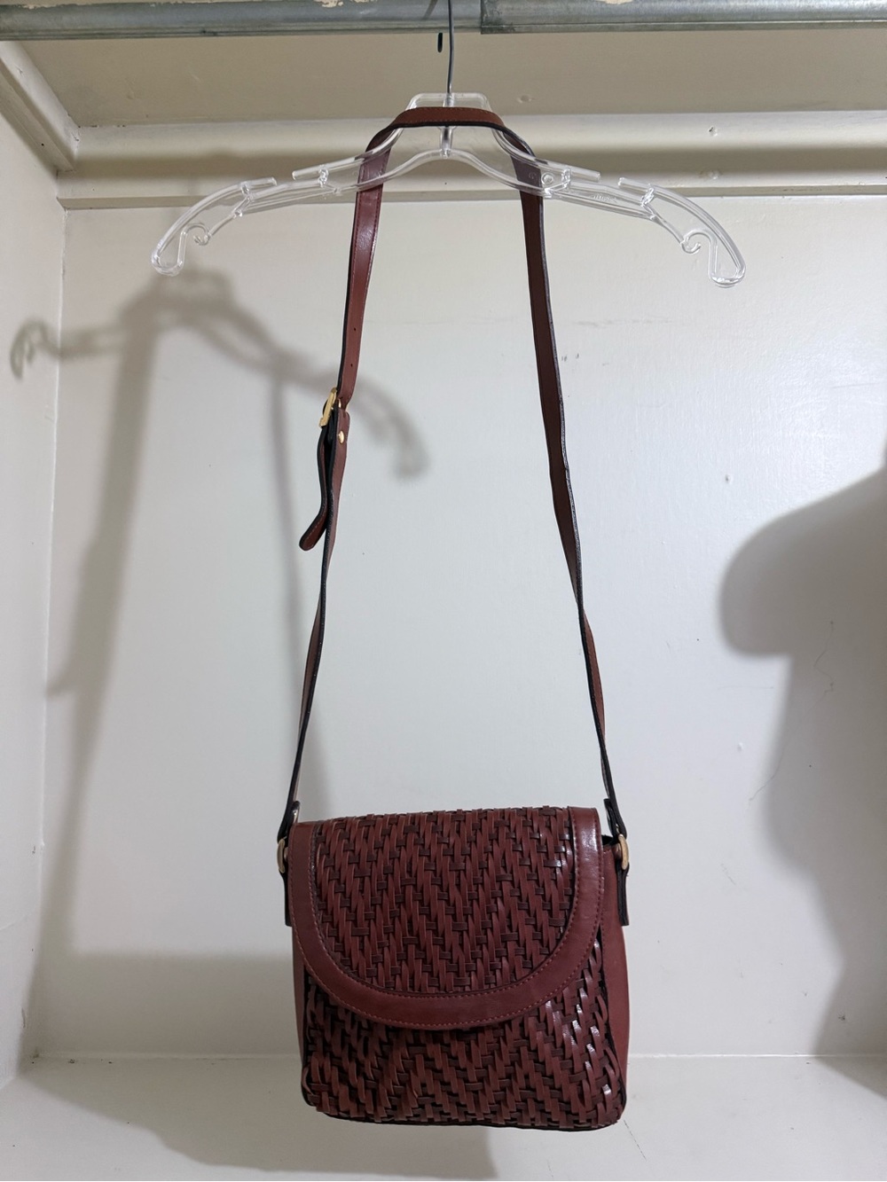 Women’s Brown Woven Crossbody Shoulder Bag
